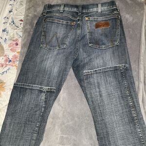 Wrangler Women's Classic Denim Straight Leg Jeans